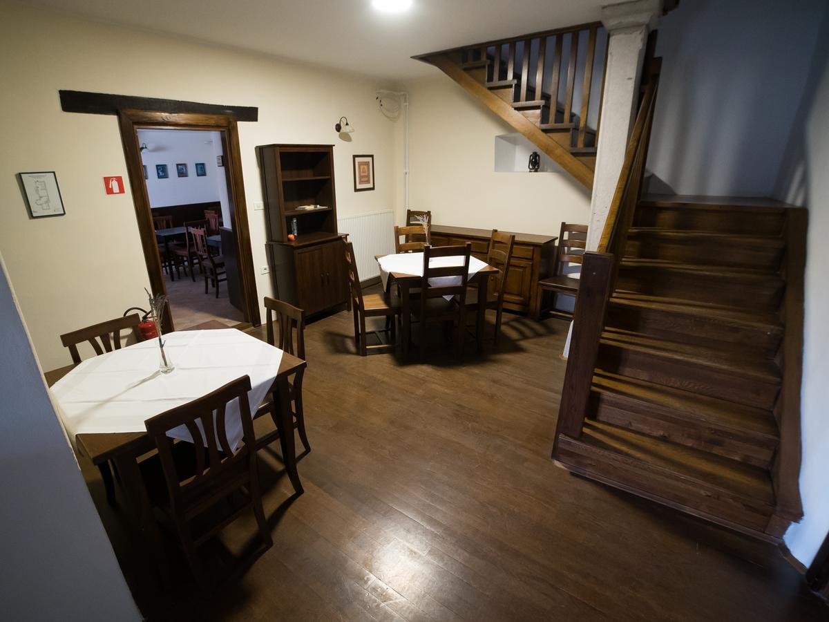 Hostel Skrla ดิวัตชา ภายนอก รูปภาพ